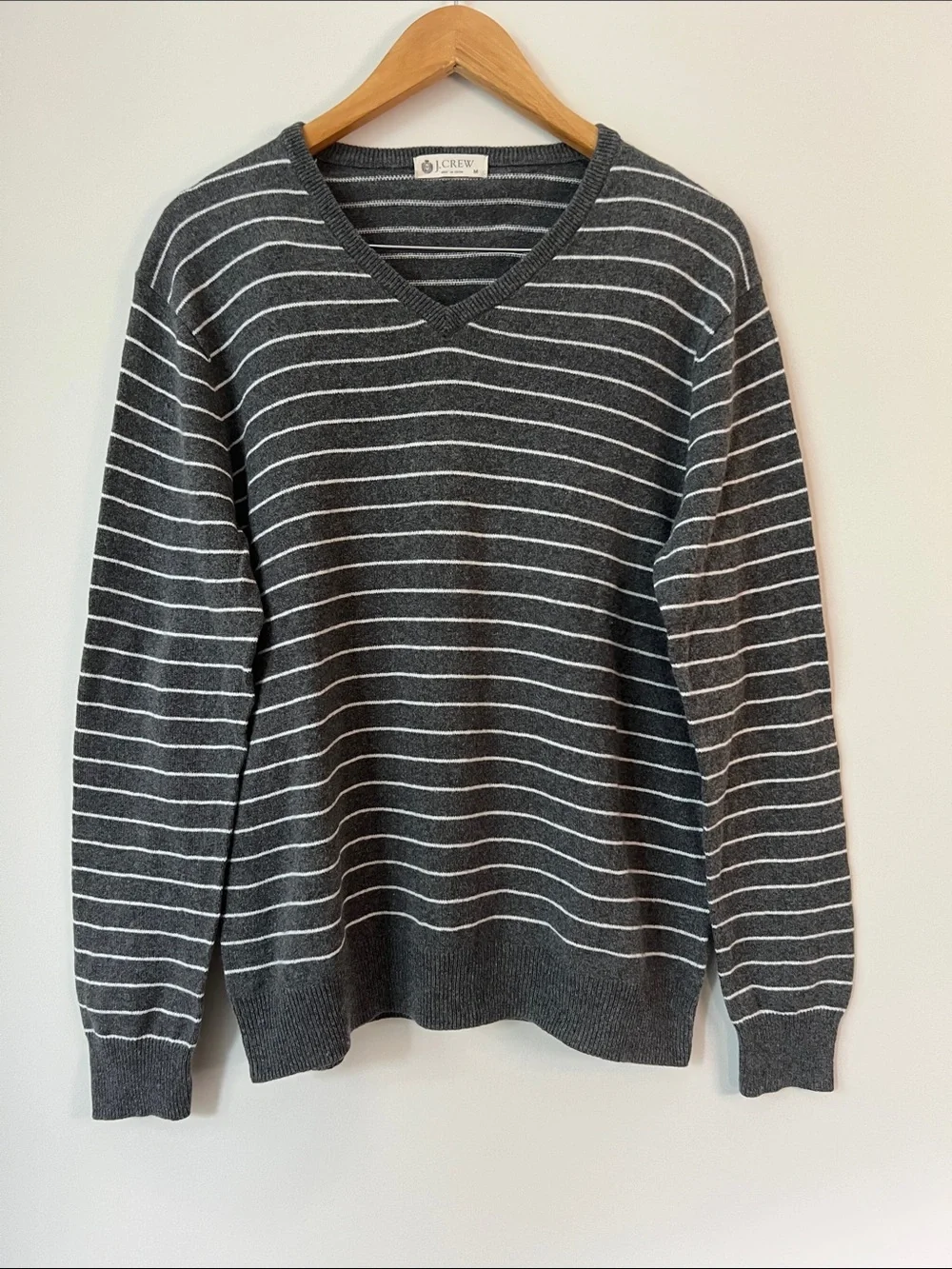 J. Crew Men’s Cotton/Cashmere Sweater. Medium, Like New. Gray w/ white pinstripe